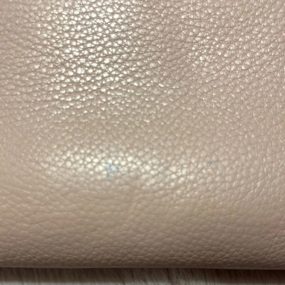 Michael Kors Pink Clutch Wristlet with Metallic Logo 13x4x1 Preloved - Picture 2 of 12